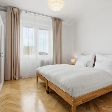 Bright With Balcony And Air Conditioning In Ruzinov Pressburg