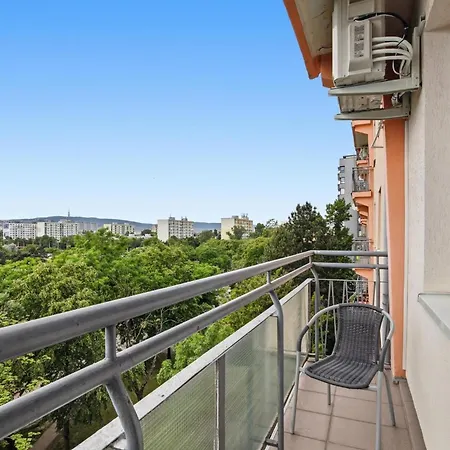 Bright With Balcony And Air Conditioning In Ruzinov *