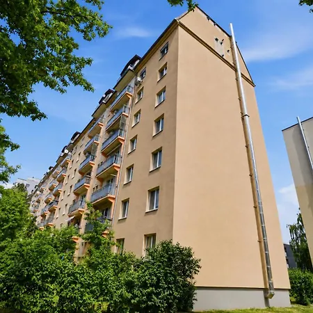 Apartment Bright With Balcony And Air Conditioning In Ruzinov *